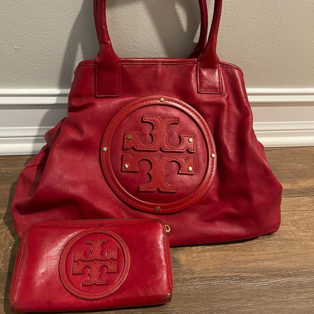 Red Tory Burch purse with matching wallet
